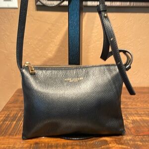 Marc Jacobs Black Pebbled Leather Crossbody in very nice preowned condition.